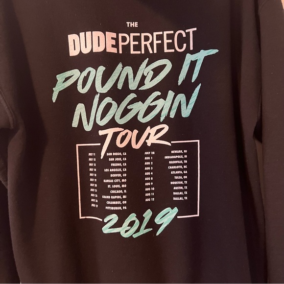 Dude Perfect | Sweatshirt - Picture 10 of 11